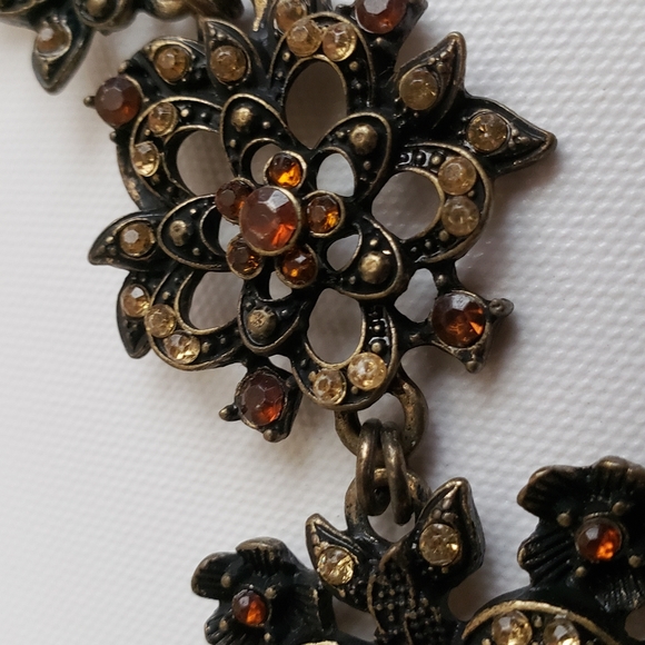 A beautiful bronze necklace with a classic and antique style - Picture 3 of 10